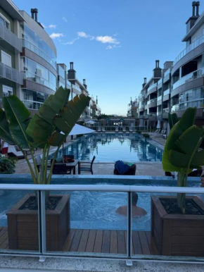 Apto frente Mar, cond Sun Club